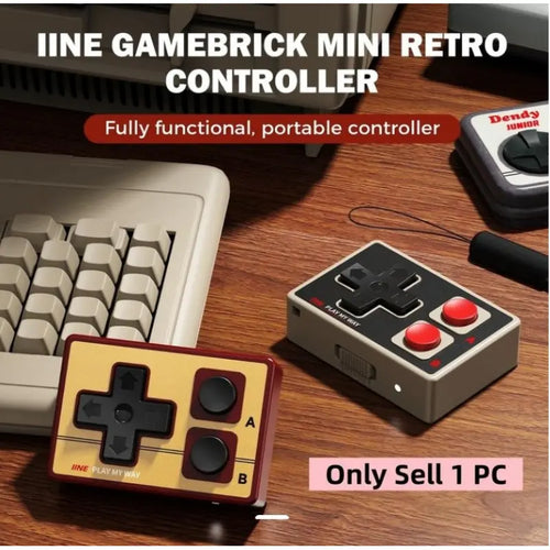 IINE Gamebrick Mini Bluetooth Remote Keychain