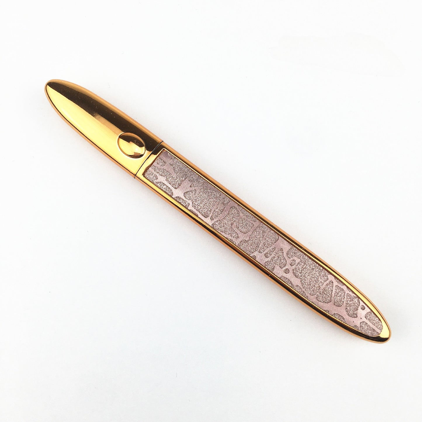 Self-Adhesive Eyeliner for False Lashes