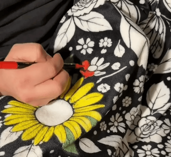 Coloring Blanket DIY Reusable Color-Your-Own Blanket for Kids & Adults